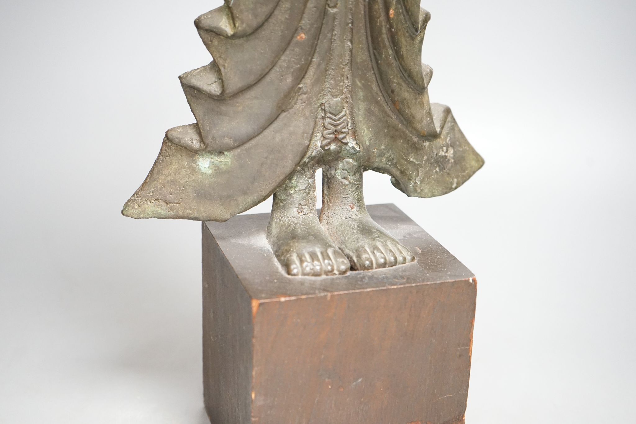 An Oriental large bronze figure of Buddha, 72cm